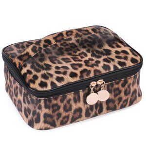 HARPER BELLE BEAUTY Leopard Print Toiletry Bag